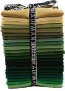 Kona&reg; Cotton Solids, Evergreen colorstory