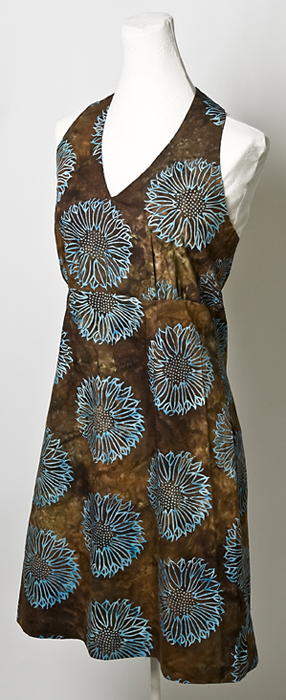 Flower Fest Dress Designer Pattern: Robert Kaufman Fabric Company